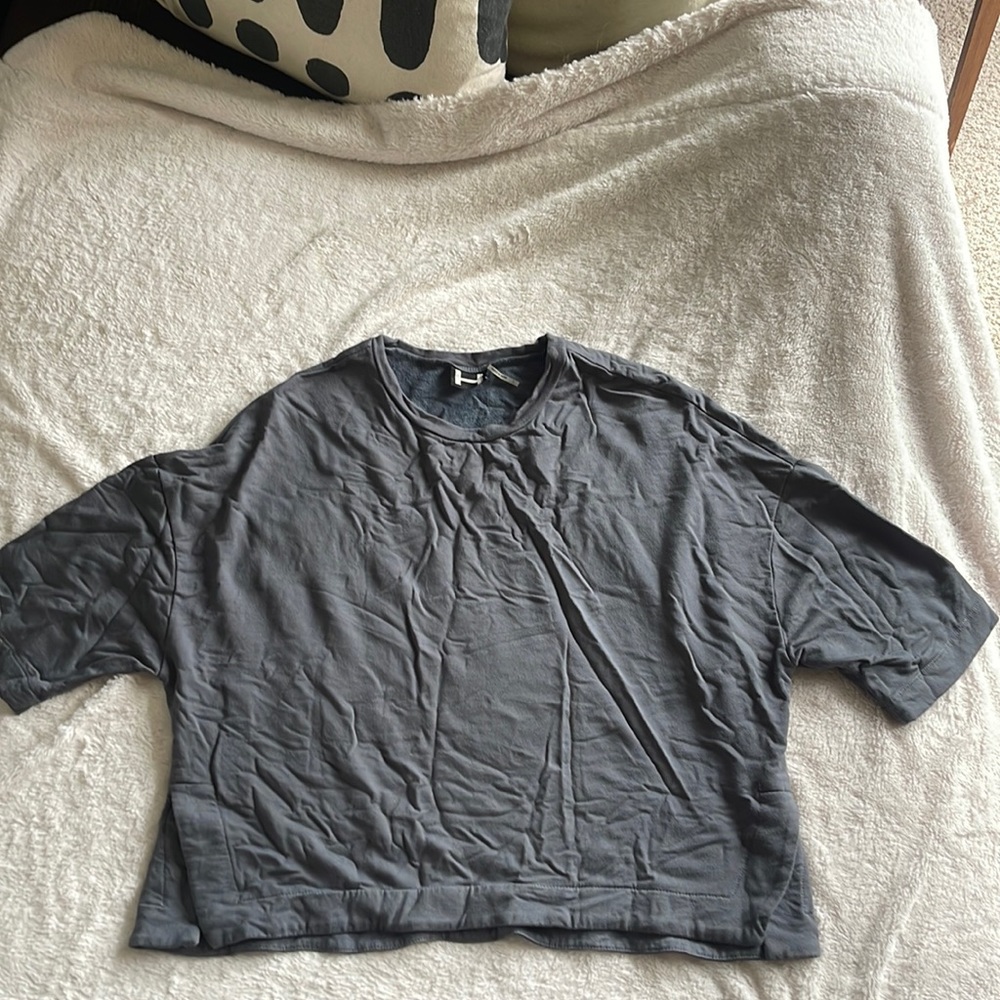 H by Bordeaux Womens Large oversized crop top